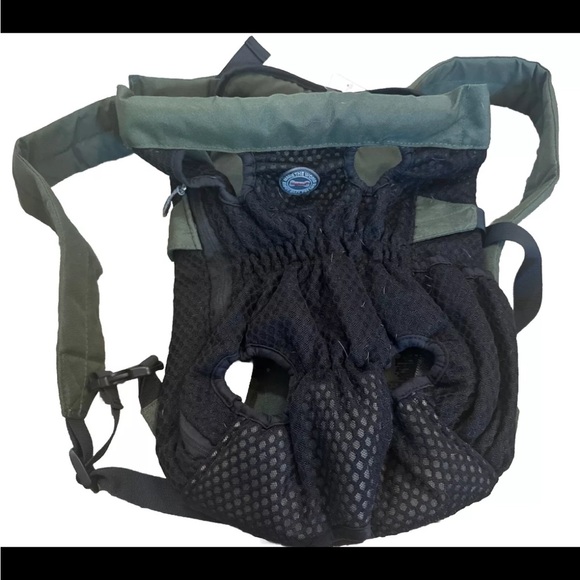 Pet Carrier Backpack for Small & Medium Dogs And Large Dogs - Picture 1 of 5